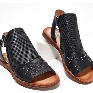 Miz Mooz Black Leather FIFI Wide Ankle Strap Sandals Size 37
